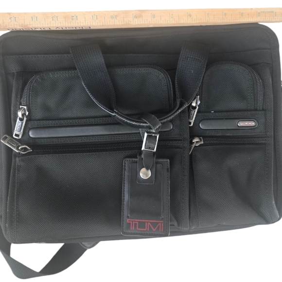 Tumi Alpha Expandable Ballistic Nylon Briefcase (w/ Laptop Sleeve) Model… - Picture 11 of 14